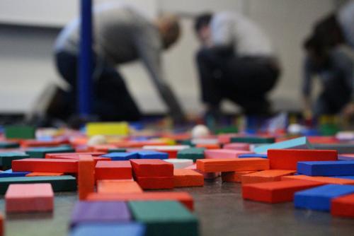 team-building-domino-1